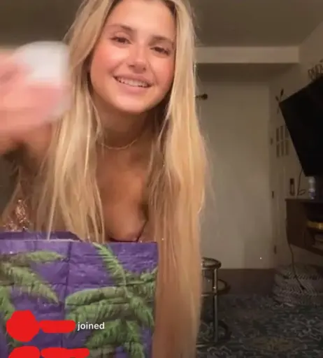 Image 3573824 from taylortomasello/queentaytayy