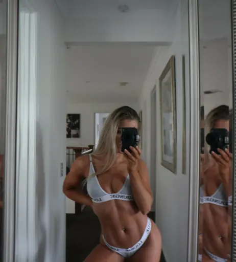 Image 3565282 from Cassie and Chloe Roberts