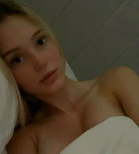 Image 3561039 from Cassie and Chloe Roberts