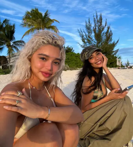 Image 3560763 from Sab Zada / Pasabist