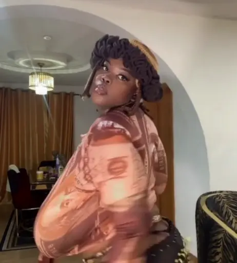 Image 3556909 from Chioma Lovv