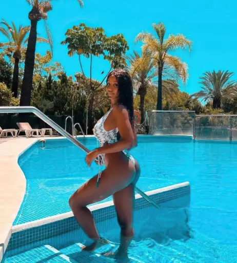 Image 3525594 from Ainett Stephens