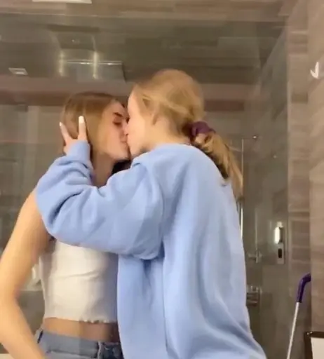 Image 3526993 from Anna Shumate / Annabananaxdddd