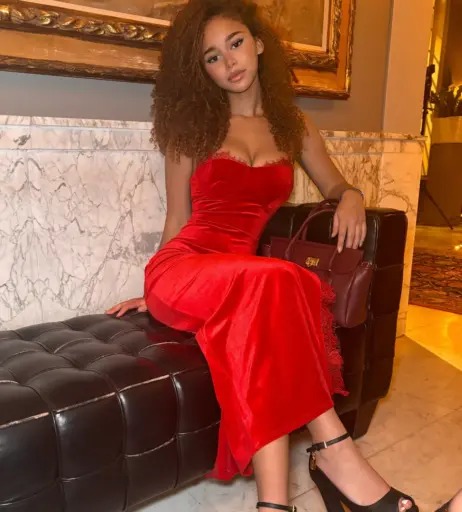 Image 3520352 from Chevelly