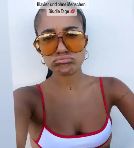 Image 3518976 from Larypoppins / Lary