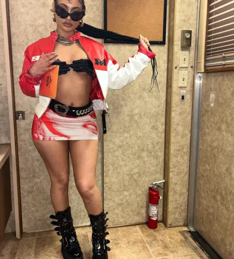 Image 3690799 from Himynamestee