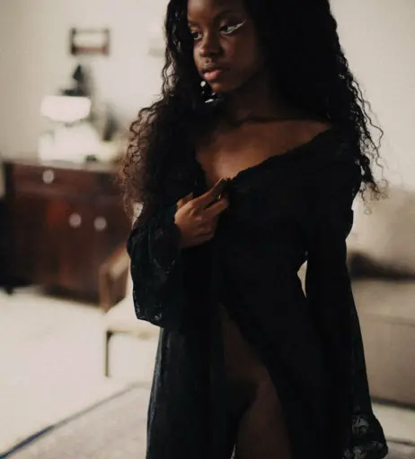 Image 3685624 from Feyisayo Otubusen | lifeofsasha21 | itsjustfeyi | feyi | Faythia | xoxobaddies | lifeofsasha210 |