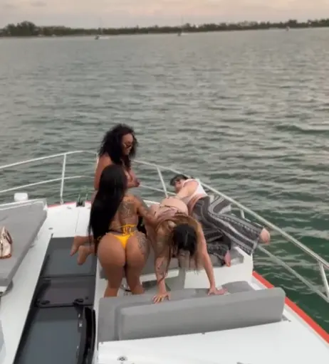 Image 3682092 from Gigi Torres | Blahgigi