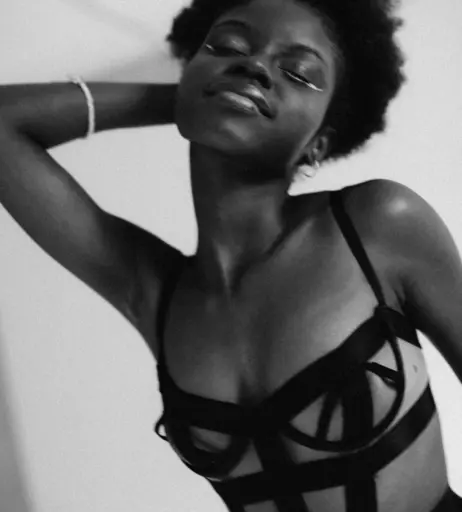 Image 3683906 from Feyisayo Otubusen | lifeofsasha21 | itsjustfeyi | feyi | Faythia | xoxobaddies | lifeofsasha210 |