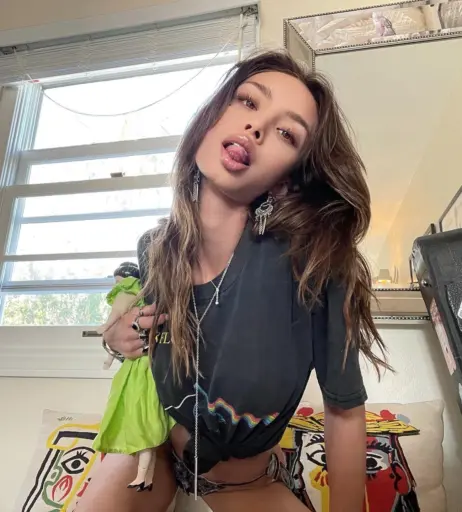 Image 3671636 from Kaile Goh