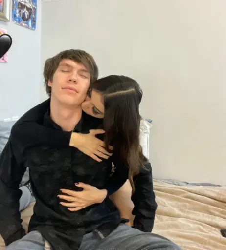 Image 3672309 from ChloeNight