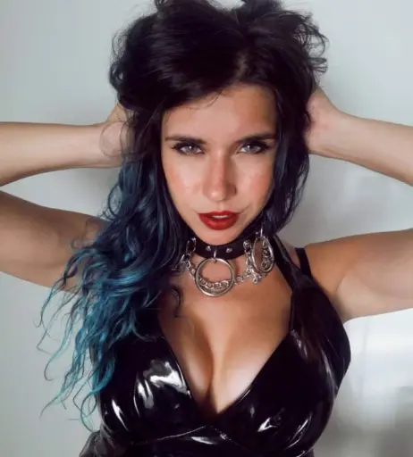Image 3655880 from Krisfits (Italian Streamer)