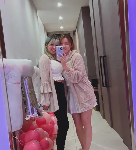 Image 3656975 from Starsmitten / Celine