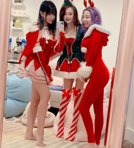 Image 3657452 from Starsmitten / Celine