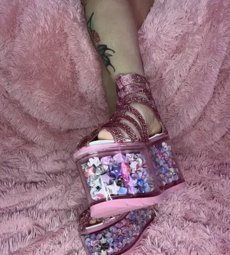 Image 3651370 from Ava Lamp