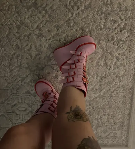 Image 3651286 from Ava Lamp