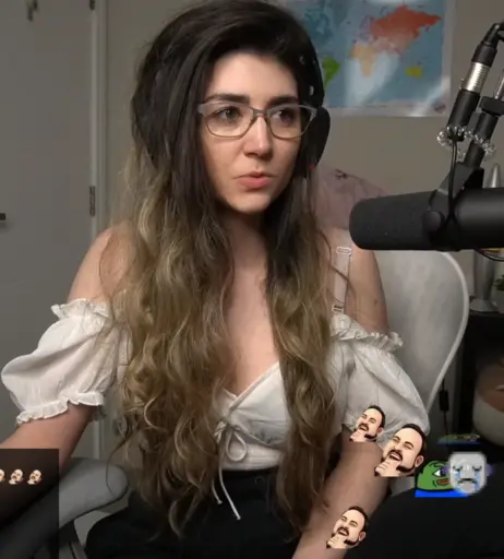 Image 3645705 from Wolfabelle