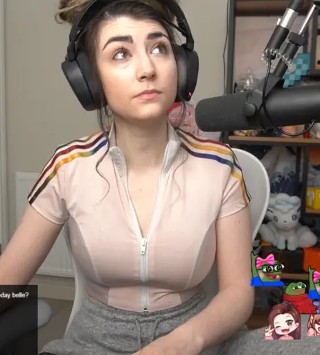 Image 3645602 from Wolfabelle