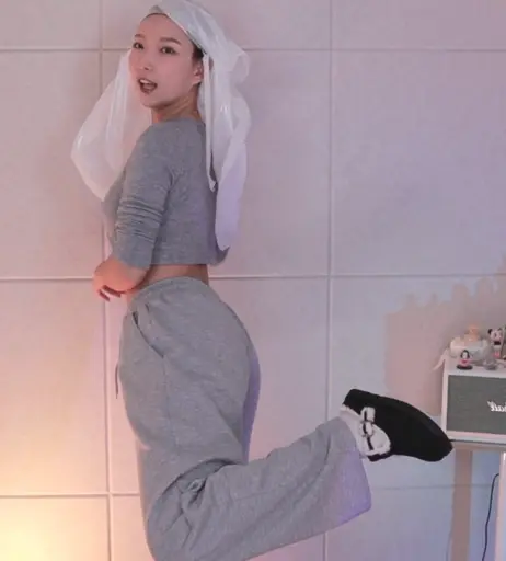 Image 3641023 from leelate