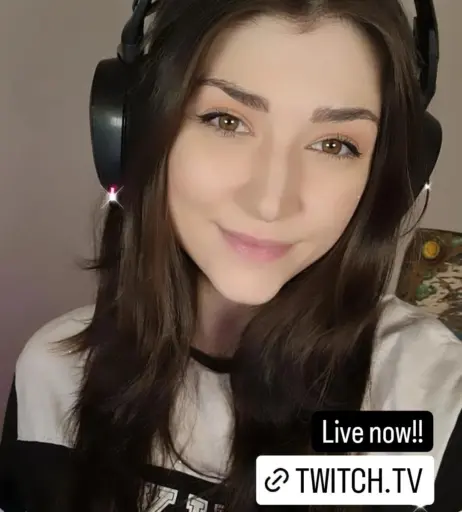 Image 3643045 from Wolfabelle