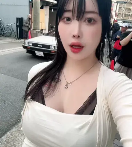 Image 3643332 from 2lyn_98