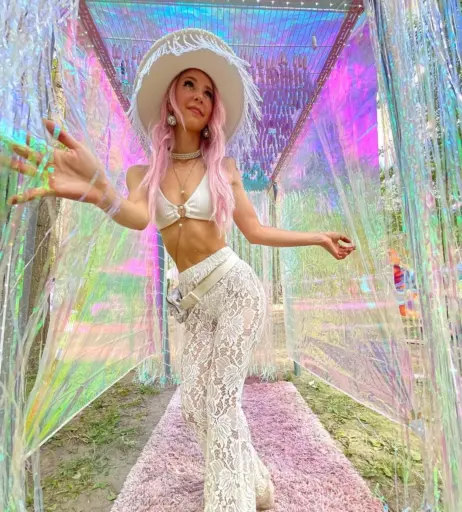 Image 3648179 from Jessu