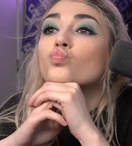 Image 3632676 from Wolfabelle