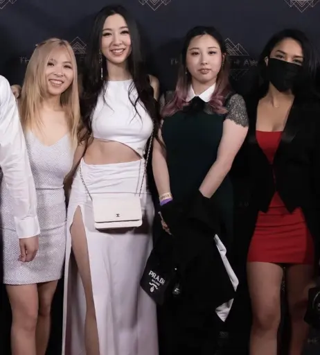 Image 3625086 from Fuslie (Leslie)