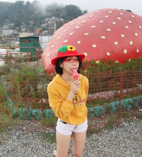 Image 3628356 from KitzCua