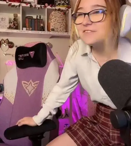 Image 3613065 from Lyssaurora