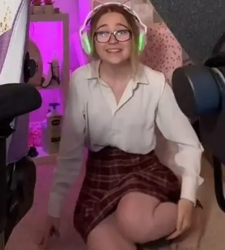 Image 3613000 from Lyssaurora