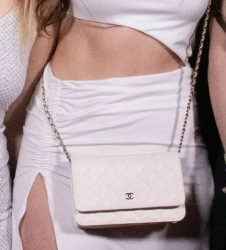 Image 3619988 from Fuslie (Leslie)