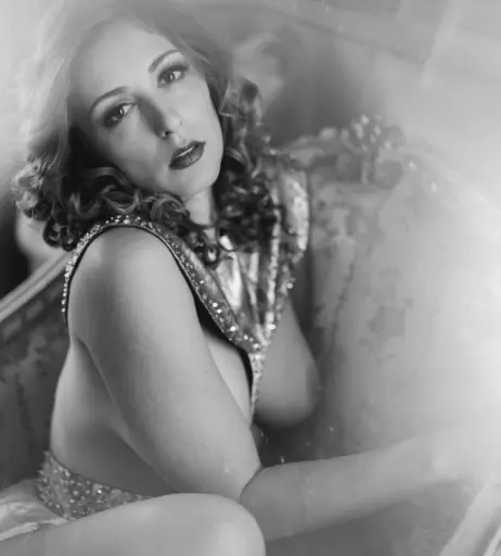 Image 3796952 from Carlotta Champagne