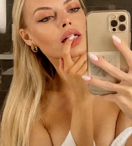 Image 3793008 from Viki Doux