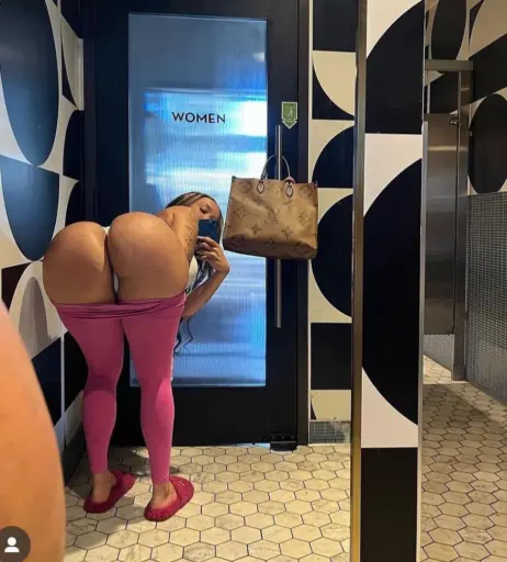 Image 3799152 from Sara Gold / iamsaragold