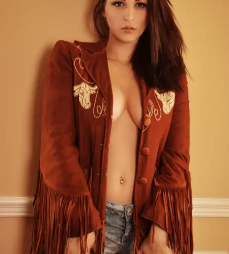 Image 3781764 from Carlotta Champagne