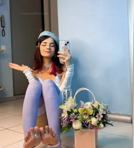 Image 3773419 from Loonassoftfeet