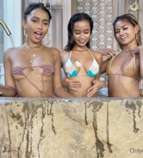 Image 375533 from Carla PieceArt