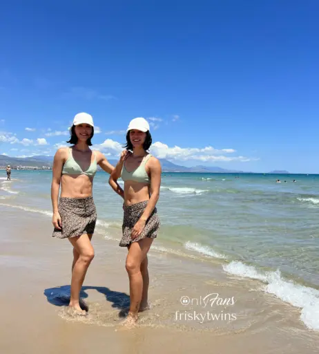 Image 3756488 from Frisky Twins | FriskyAna | FriskyIsa