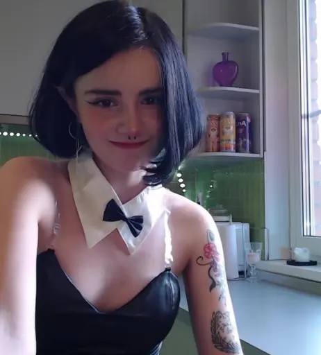 Image 3726069 from Loonassoftfeet