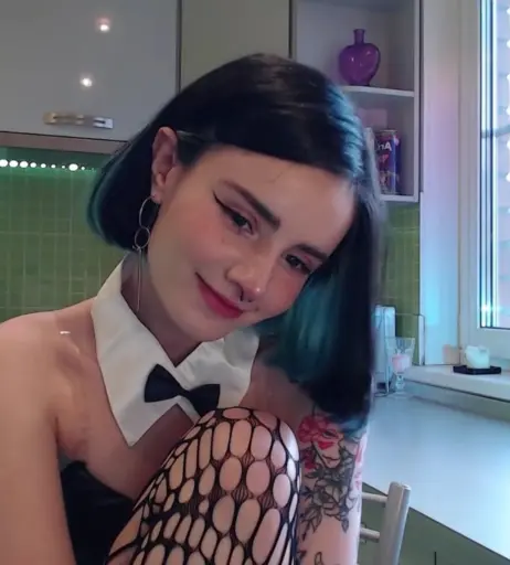 Image 3724783 from Loonassoftfeet