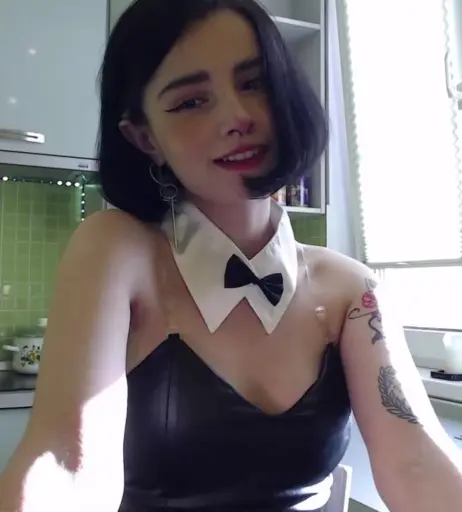 Image 3728113 from Loonassoftfeet