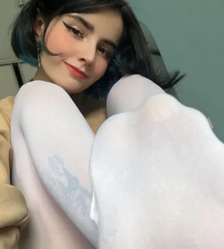 Image 3712038 from Loonassoftfeet