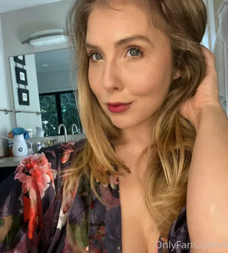 Image 3704726 from Lena Paul / lenaisapeach