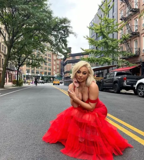 Image 3701466 from Himynamestee