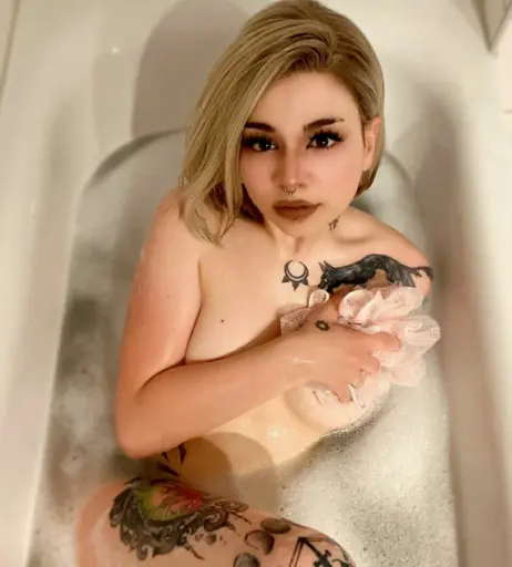 Image 370388 from Anna Meow