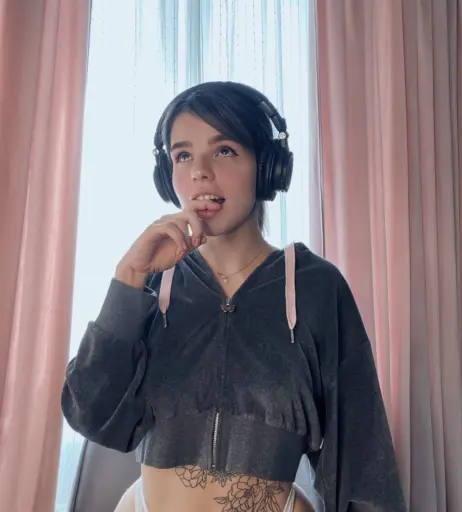 Image 3091245 from Lain