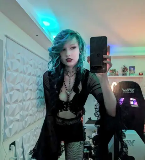 Image 3098583 from Little Emo Kitten