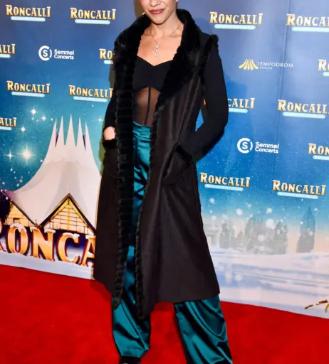 Image 3080597 from Nadja Benaissa