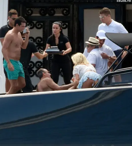 Image 3080715 from Victoria Silvstedt